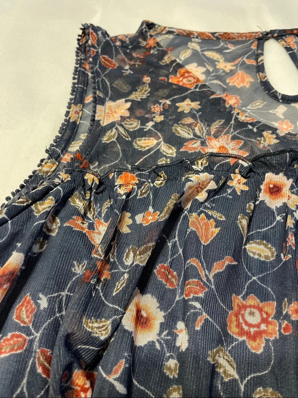 Knox Rose Navy Floral Top - Picture 6 of 10
